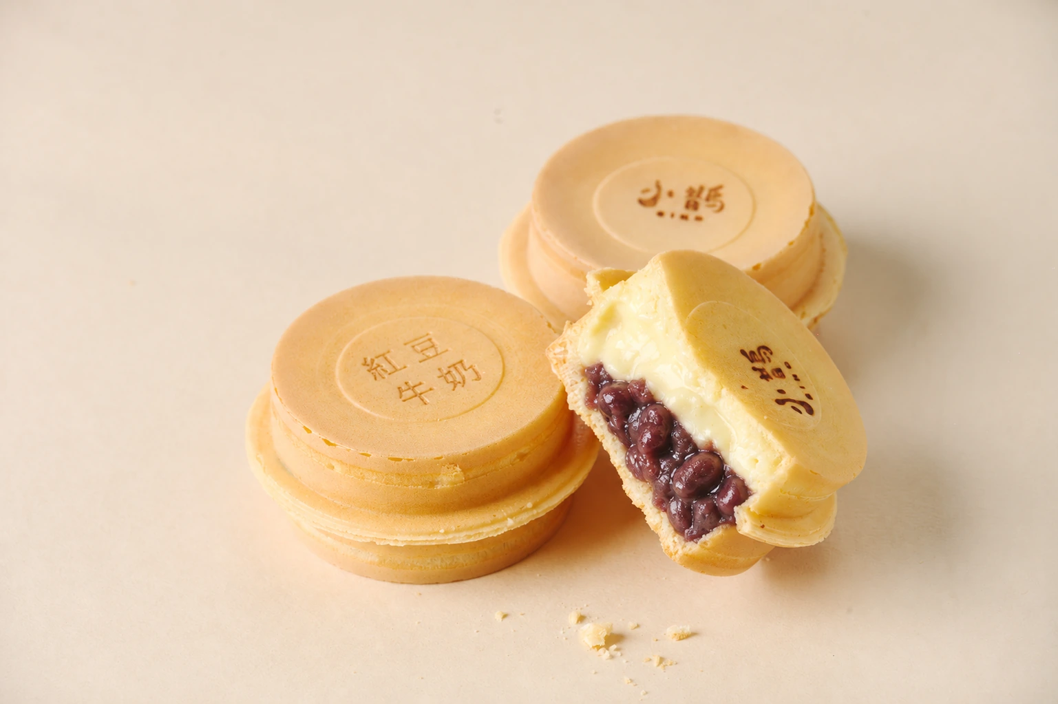 紅豆牛奶雙餡車輪餅產品照